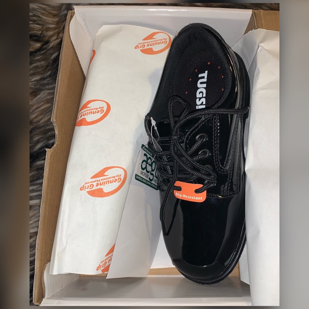 TUGS Men’s Slip-Resistant Work Shoes 🖤 Black | Size 6.5 | NWT